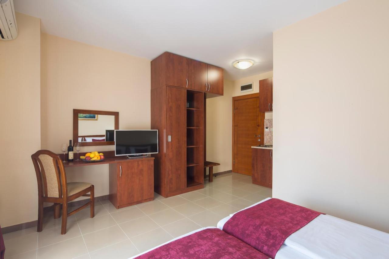 Apartmani Salus Budva Zewnętrze zdjęcie