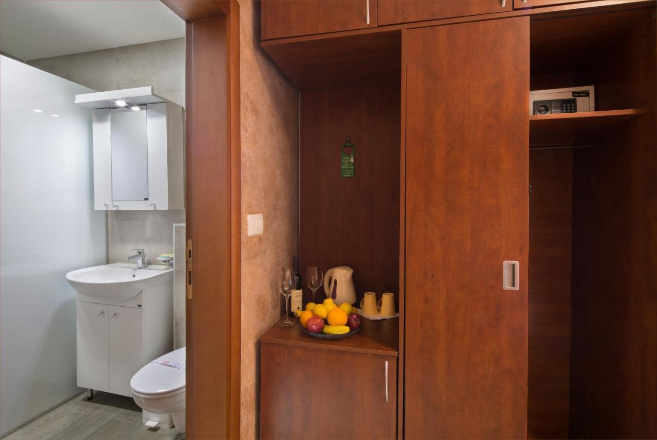 Apartmani Salus Budva Zewnętrze zdjęcie