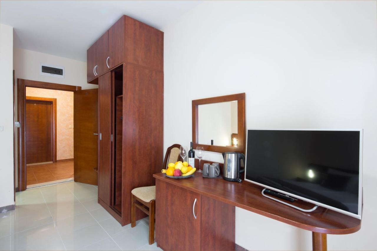 Apartmani Salus Budva Zewnętrze zdjęcie