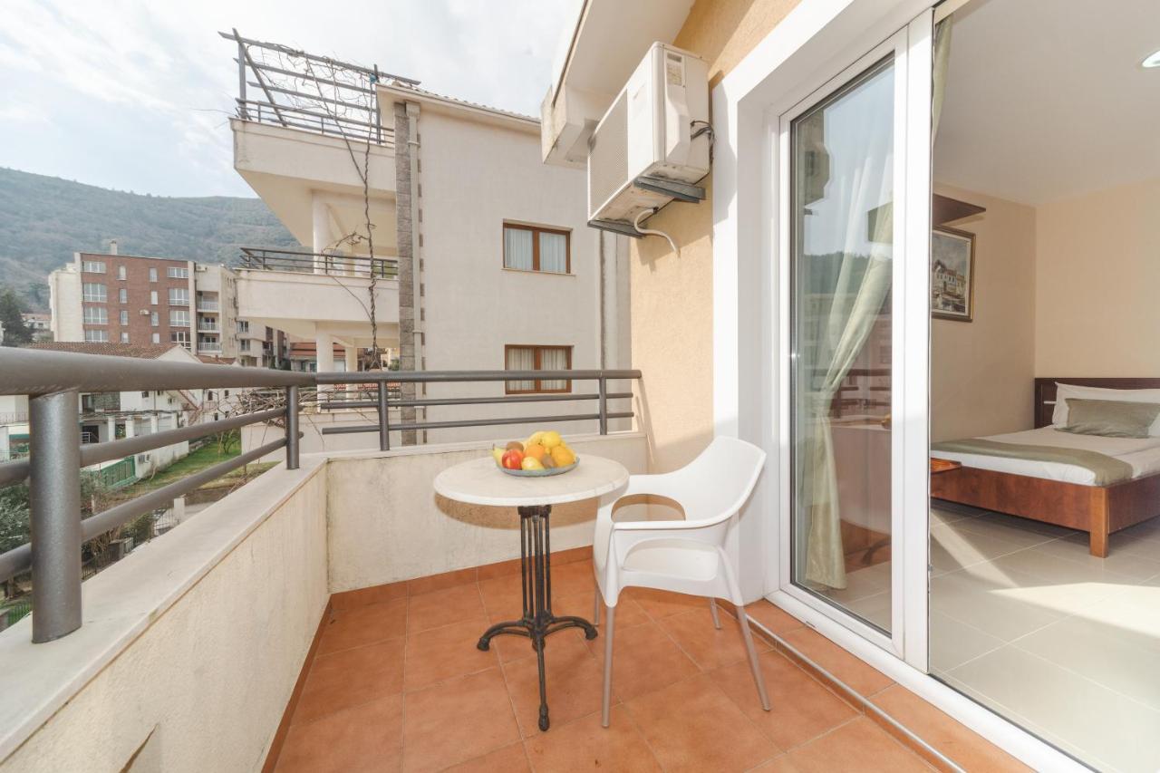 Apartmani Salus Budva Zewnętrze zdjęcie