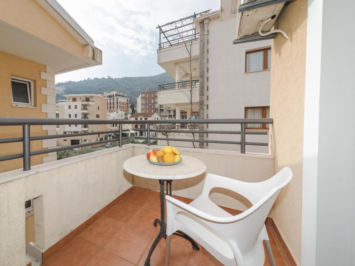 Apartmani Salus Budva Zewnętrze zdjęcie